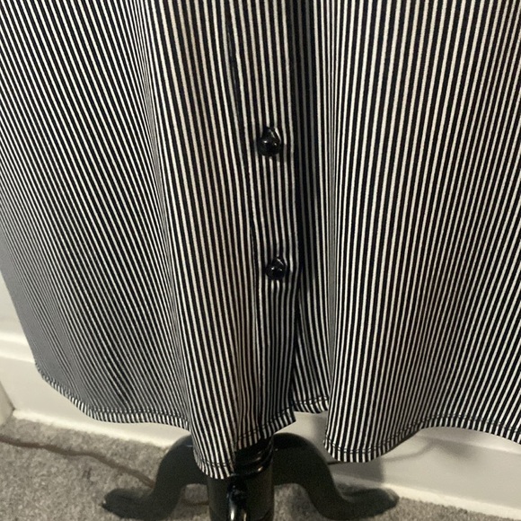 MSK Black & White Vertical Pinstriped Dress Red Down Sides Sz L NWT Long NWT - Picture 4 of 10
